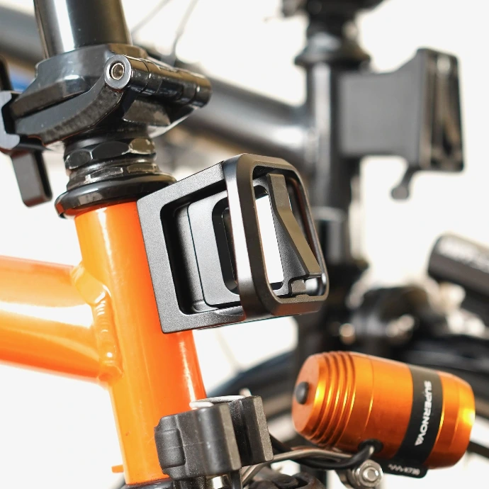 Brompton forged front carrier block - on C Line with standard block visible in the background